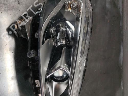 Used Right headlight PEUGEOT 208 I (CA_, CC_) 1.2 THP 110 (110 hp) 29851003