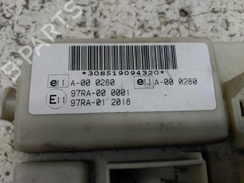 Fuse box FORD FOCUS II (DA_, HCP, DP)  | BP21440619E1 