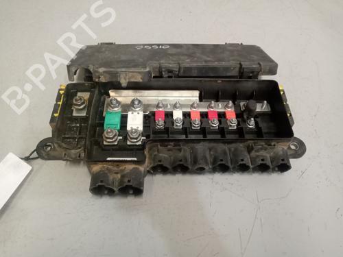 fuse-box-iveco-stralis-i-2002-39402196 main image