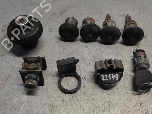 Used Ignition barrel FORD TRANSIT Van (FA_ _) 2.0 DI (FAE_, FAF_, FAG_) (100 hp) 21403876