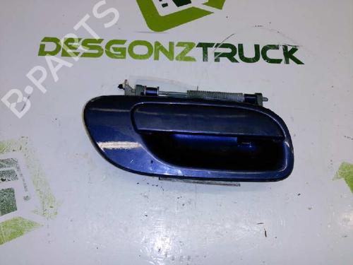 Używane Klamka zewnętrzna drzwi przednich prawych VOLVO S60 I (384) 2.4 D (163 hp) 21426714