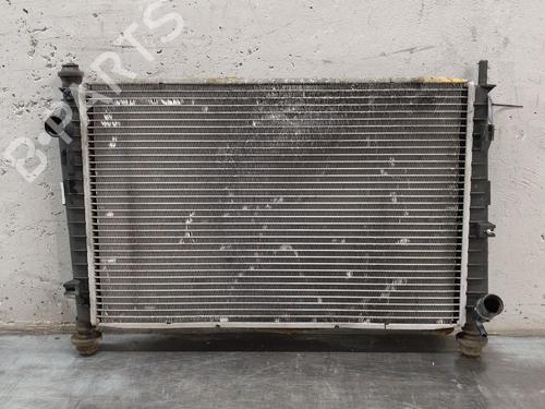 Radiateur à eau FORD MONDEO III Saloon (B4Y) 2.0 16V (146 hp) 32011089
