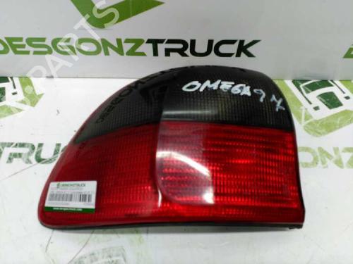 Venstre Baklys OPEL OMEGA B (V94) 2.5 TD (F69, M69, P69) (130 hp) 21429193