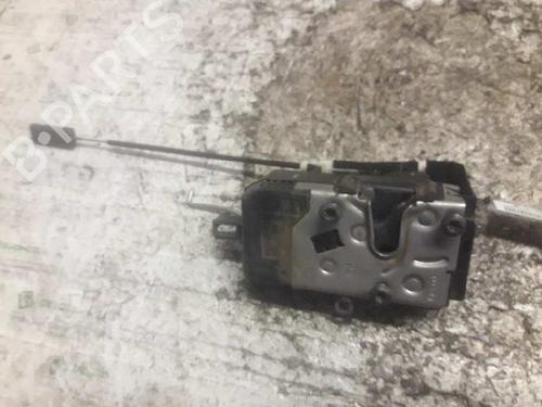 Used Front left lock OPEL VECTRA C (Z02) [2002-2009]  21468425