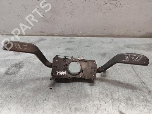 Used Switch SKODA FABIA II (542) [2006-2014]  26879924