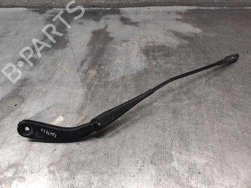 front-windshield-wiper-arm-bmw-1-e87-2003-2004-2005-2006-2007-2008-2009-2010-2011-2012-2013-35966318 main image