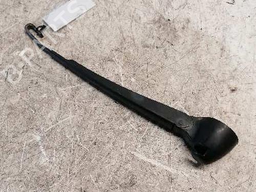 Bagrudeviskerarm AUDI A3 (8L1) 1.9 TDI 8D9955407A