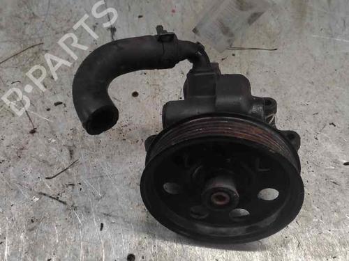 Pompe de direction assistée FORD FOCUS I (DAW, DBW) 1.8 TDCi (115 hp) 21400866