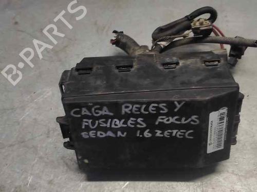 Used Fuse box FORD FOCUS I (DAW, DBW) 1.6 16V (100 hp) 21404296