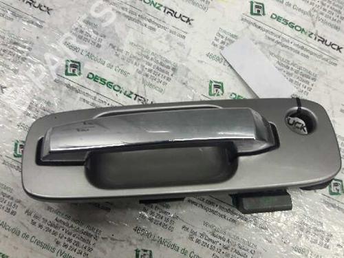 Used Front right exterior door handle NISSAN X-TRAIL I (T30) [2001-2013]  21452012