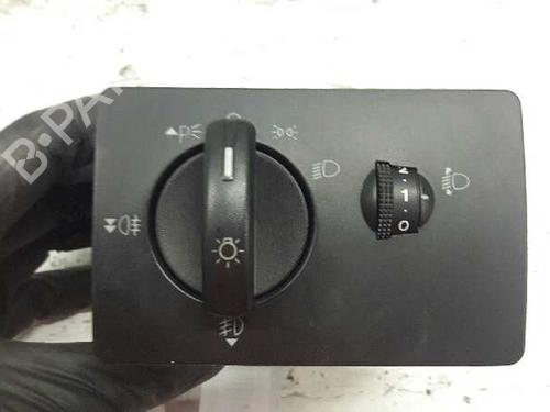 Used Headlight switch FORD FOCUS II (DA_, HCP, DP) [2004-2013]  21452160
