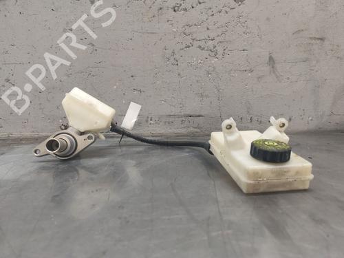 Used Brake master cylinder PEUGEOT 5008 (0U_, 0E_) [2009-2017]  32011024