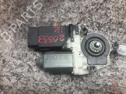 Used Left front window motor VW GOLF IV (1J1) [1997-2008]  21468043