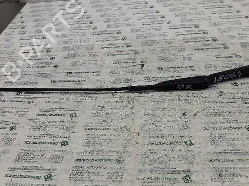 Used Front windshield wiper arm OPEL VIVARO A Van (X83) [2001-2015]  21453954
