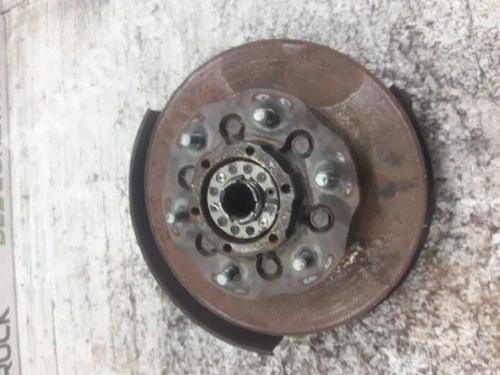 Used Left front steering knuckle NISSAN TERRANO II (R20) [1992-2007]  21463369