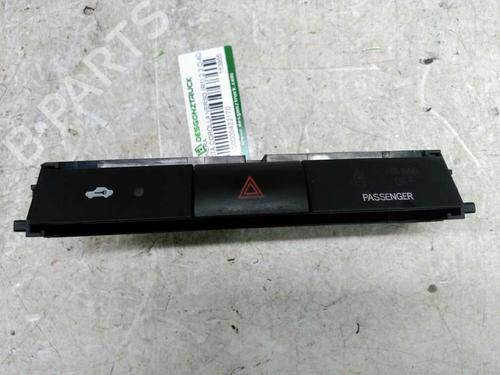 Used Switch TOYOTA COROLLA Verso (ZER_, ZZE12_, R1_) 2.2 D-4D (AUR10_, AUR10R) (136 hp) 21435904