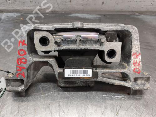 Used Engine mount INFINITI Q30 1.5 D (109 hp) 31010689