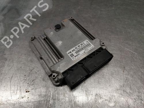 Used Engine control unit (ECU) Engine control unit (ECU) SEAT LEON (5F1) 1.6 TDI (105 hp) 35819301 35819301