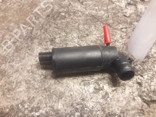 Used Washer pump TOYOTA COROLLA (_E12_) 1.6 VVT-i (ZZE121_, ZZE121R) (110 hp) 21471924