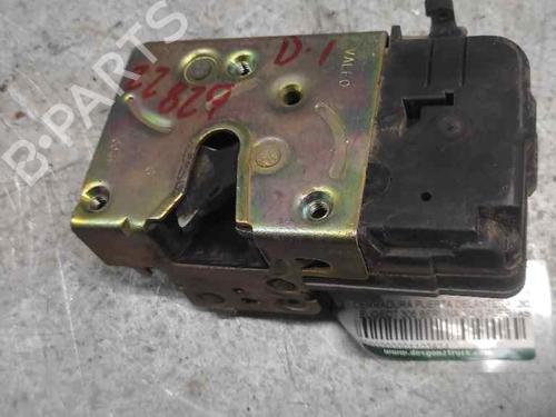 Used Front left lock PEUGEOT 306 (7B, N3, N5) [1993-2003]  21407403