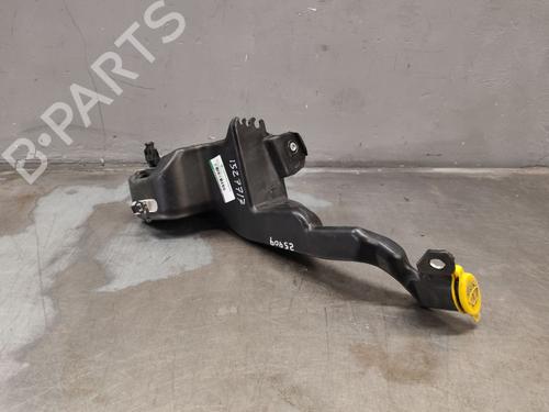 Used Windscreen washer tank Windscreen washer tank 39637817 39637817