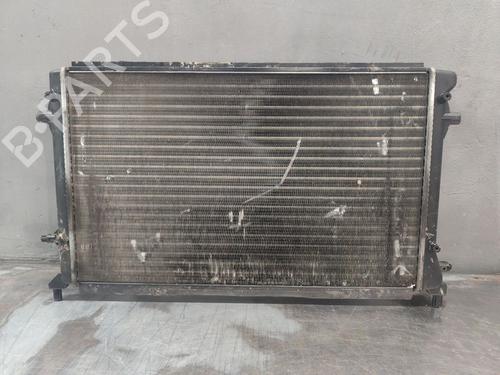 Used Water radiator Water radiator 39227738 39227738