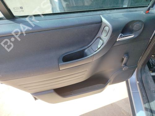 Right taillight OPEL ZAFIRA A MPV (T98) 2.0 DTI 16V (F75) | BP35791109C35 - Image 11