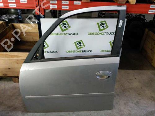 Used Left front door OPEL MERIVA A MPV (X03) [2003-2010]  21429916