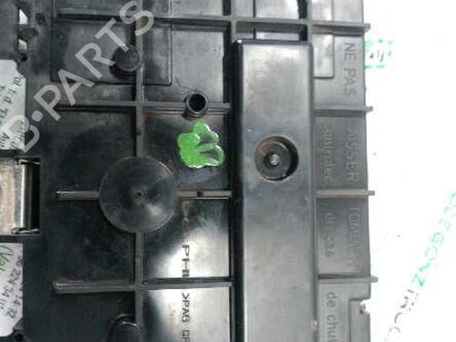 Fuse box PEUGEOT 307 (3A/C)  | BP21446725E1 