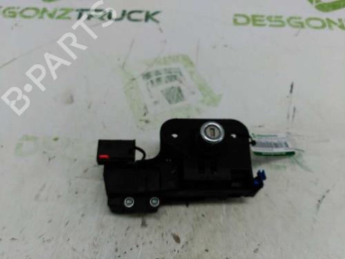 Used Central lock pump OPEL CORSA C (X01) [2000-2009]  21428944