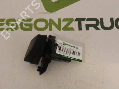 Used Warning switch HYUNDAI i30 (FD) 1.6 CRDi (90 hp) 21424899