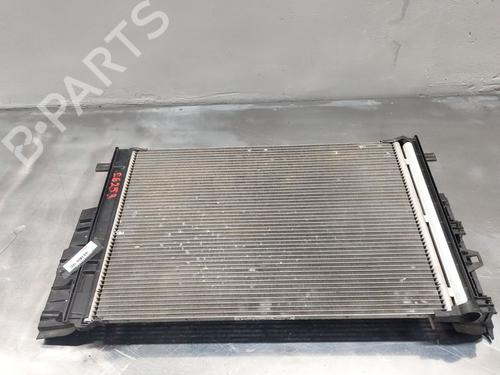 water-radiator-mercedes-benz-gla-class-x156-2013-2014-2015-2016-2017-2018-2019-2020-2021-2022-32281957 main image