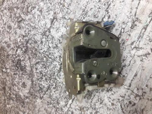 Used Front right lock NISSAN TERRANO II (R20) [1992-2007]  21466542