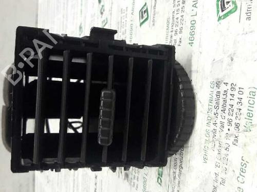 Used Air vent NISSAN X-TRAIL I (T30) [2001-2013]  21452513
