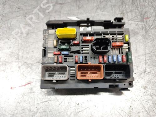 Sikringsdose CITROËN C4 I (LC_) 1.4 16V (88 hp) 25791871