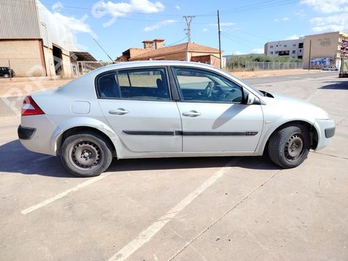 Front bumper RENAULT MEGANE II Saloon (LM0/1_) | BP32007590C7