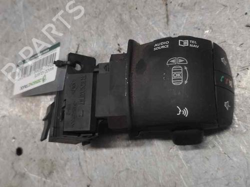 Used Steering wheel controls RENAULT MEGANE III Hatchback (BZ0/1_, B3_) [2008-2025]  21414667