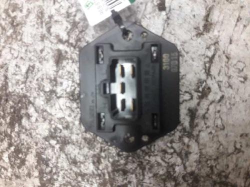 Used Heater resistor SUZUKI BALENO Estate (EG) [1995-2005]  21462473