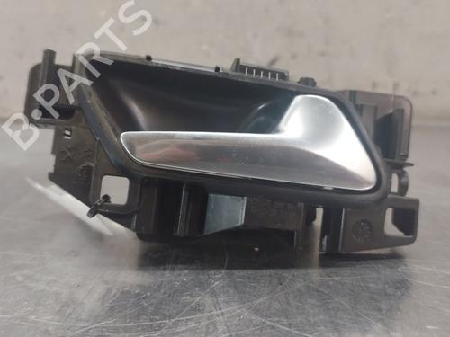 Used Front right interior door handle PEUGEOT 5008 II (MC_, MJ_, MR_, M4_) 1.5 BlueHDi 130 (MCYHZJ, MCYHZR, MCYHZX) (131 hp) 32009136