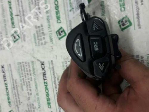Used Switch NISSAN X-TRAIL I (T30) [2001-2013]  21452512