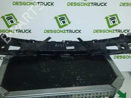 Used Front bumper reinforcement VW GOLF III (1H1) 1.9 TD, GTD (75 hp) 32372347