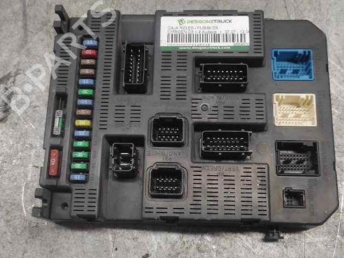 Used Fuse box Fuse box 21409970 21409970