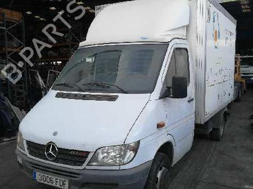 Left front brake caliper MERCEDES-BENZ SPRINTER 4-t Platform/Chassis (B904) 413 CDI | BP22780137M105 