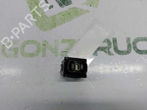 Used Right rear window switch CITROËN XSARA (N1) [1997-2005]  21432673