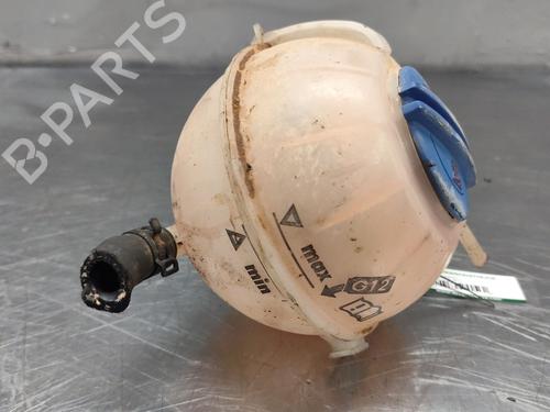 Ekspansjonstank SEAT IBIZA IV (6J5, 6P1) 1.6 TDI (90 hp) 32843615