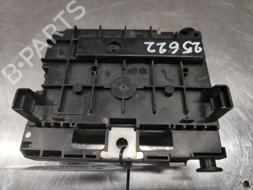 Fuse box PEUGEOT 307 SW (3H)  | BP29955947E1