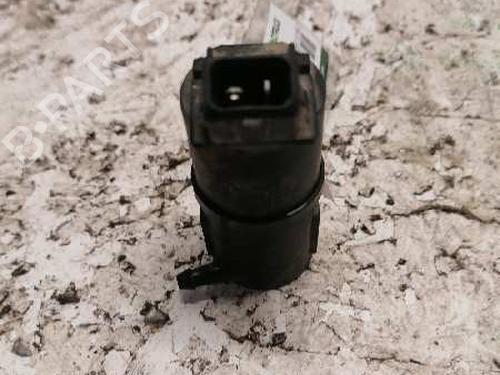 Used Washer pump FORD FIESTA III (GFJ) [1989-1997]  21477024