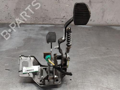 Used Support Support CITROËN BERLINGO MULTISPACE (B9) 1.6 HDi 75 16V (75 hp) 32281001 32281001
