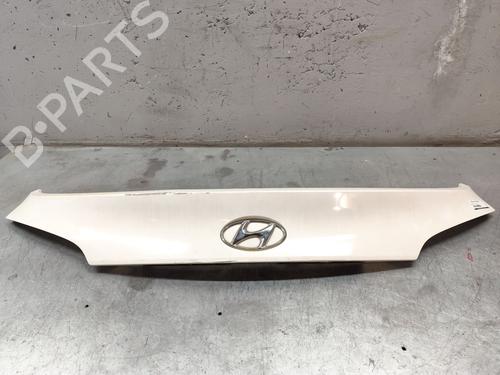 Used Tailgate handle HYUNDAI ix35 (LM, EL, ELH) 1.7 CRDi (116 hp) 24216742