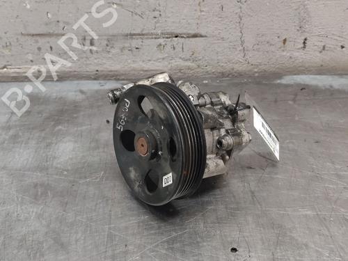 Used Steering pump KIA CERATO I Hatchback (LD) [2004-2010]  32011101